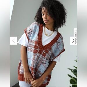 BDG V-Neck Sweater Vest